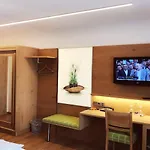 Am Wiesenhang - Garni מלון 3*
