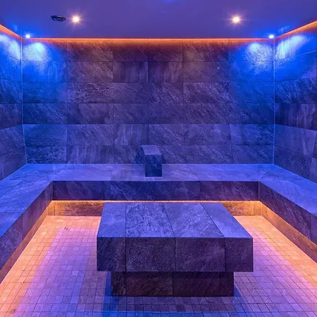Hotel Am Wiesenhang - Garni 3*