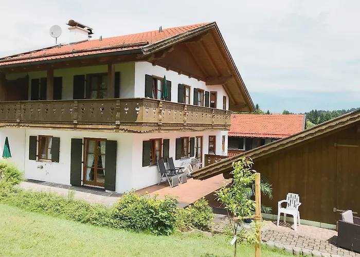 Am Wiesenhang - Garni 3*