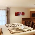 Am Wiesenhang - Garni 3* 巴特科尔格鲁布