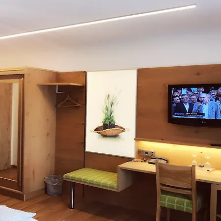 Am Wiesenhang - Garni Szálloda 3*