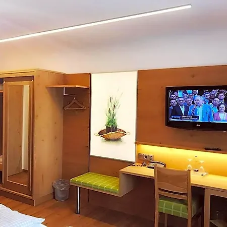 Hotel Am Wiesenhang - Garni Bad Kohlgrub