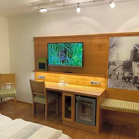 Hotell Hotel Am Wiesenhang - Garni