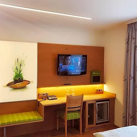 Hotel Am Wiesenhang - Garni Hotell